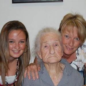 Meet your Posher, Candace