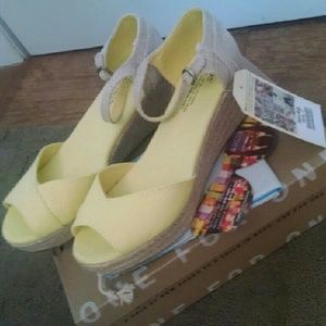 Tom's platform wedge sandals