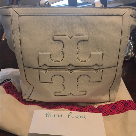 🚫SOLD ON FB🚫Tory burch Jessica square tote