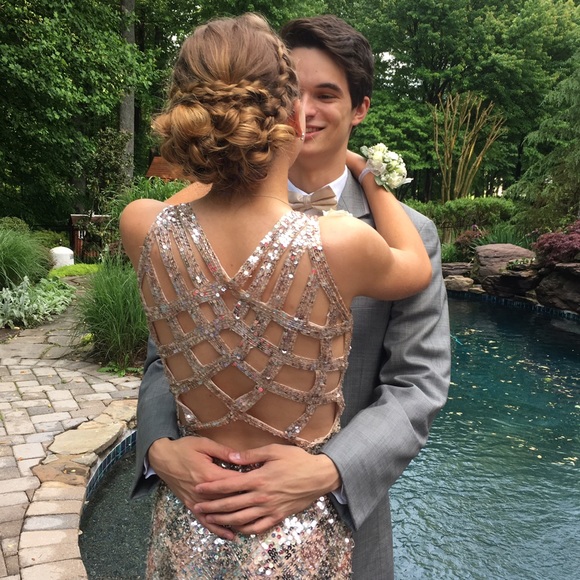 SOLD ON MERC Champagne Size 6 Sparkly Dress - Picture 3 of 4