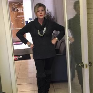 Meet your Posher, Jackie