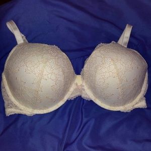 NEW w/o tags -VS Dream Angels All Lace Push Up