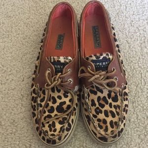 Leopard Sperry's