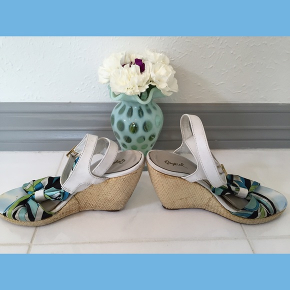 Qupid Ankle Wrap Buckle Peep Toe Wedges - Picture 2 of 4