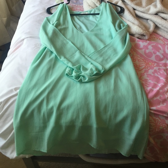 Long sleeved mint green dress