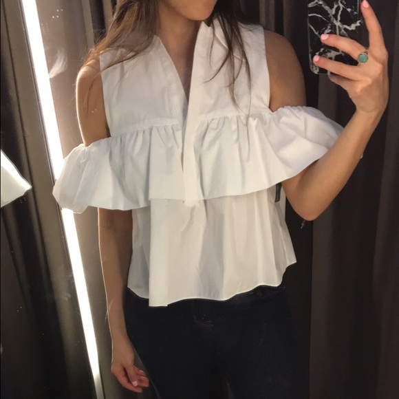 Meet your Posher, Tina - Picture 2 of 4