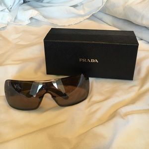 Prada authentic unisex sunglasses F998