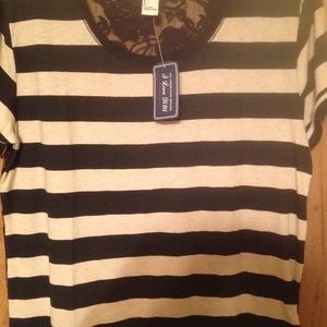 Black & beige striped lace back top.