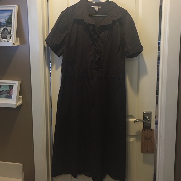 Brown cotton dress.