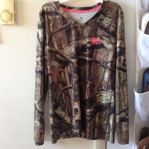 Long sleeve Mossy Oak camo shirt