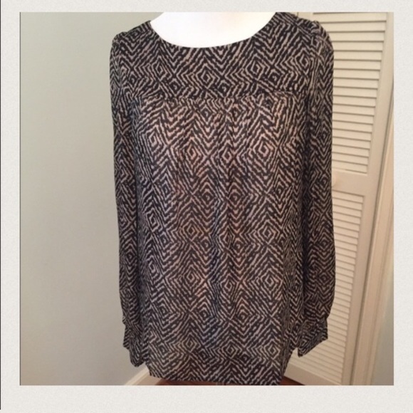 LOFT Tops - LOFT Tribal Print Blouse