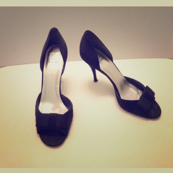 New Stuart Weitzman Satin Pumps
