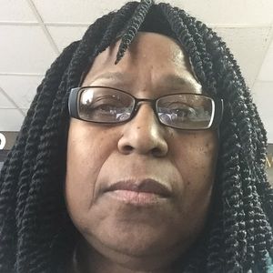 Meet your Posher, Deborah