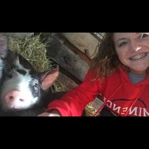 Meet your Posher, Carlee