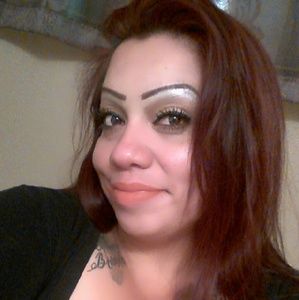 Meet your Posher, Yvette