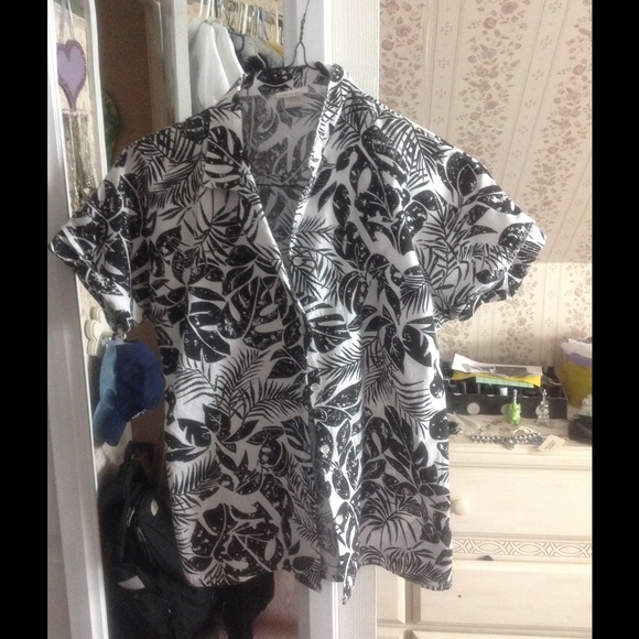 Hawaiian shirt