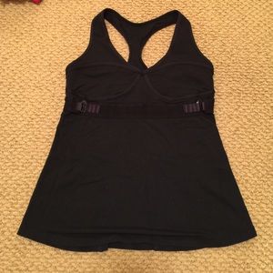 Gently worn Lululemon yoga tank - size 10