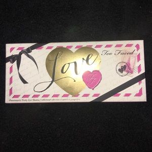 Too Faced LOVE eye palette
