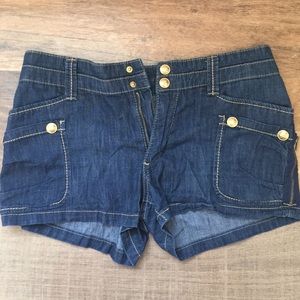 Bcbcmaxazria shorts
