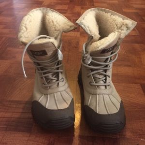 UGG adirondack boots