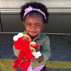 Meet your Posher, Zandrella