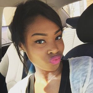 Meet your Posher, Contessa