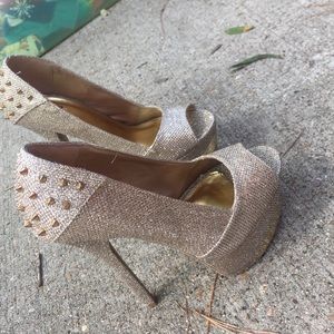 Never wore them becuase they don't fit brand new