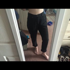 Black mom jeans