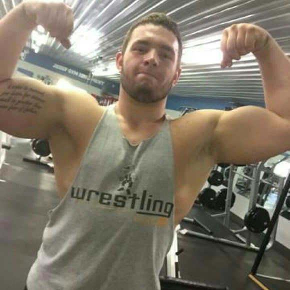 Meet your Posher, Tyler - Picture 1 of 1