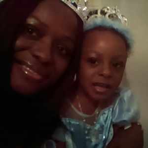 Meet your Posher, Latorsha