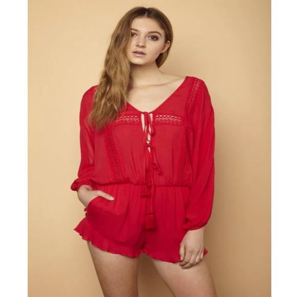 Split Sleeve Romper - Picture 3 of 4