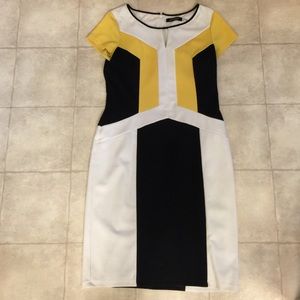 Ellen Tracy geoprint dress