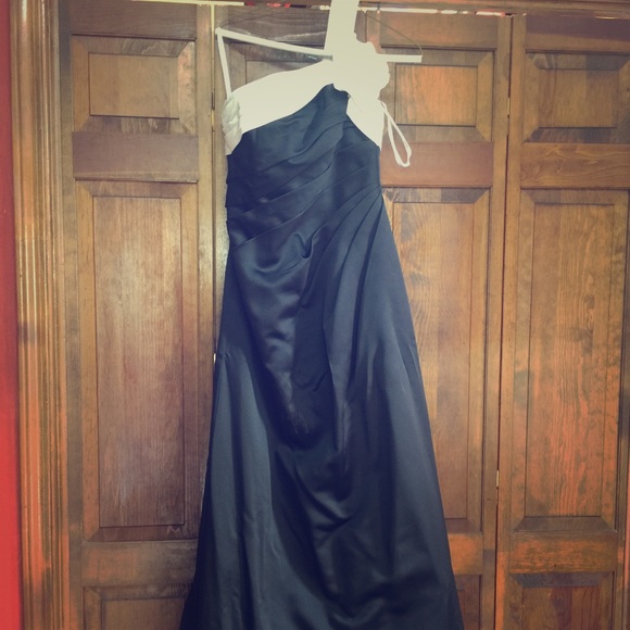 David's bridal dress