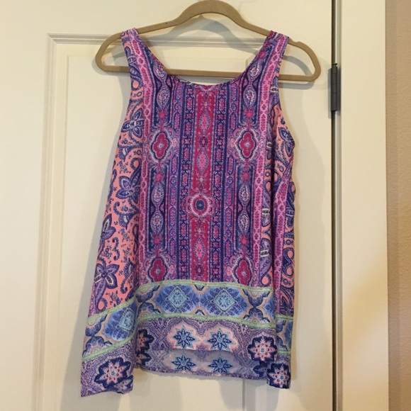 Stitch fix multicolored flowy tank