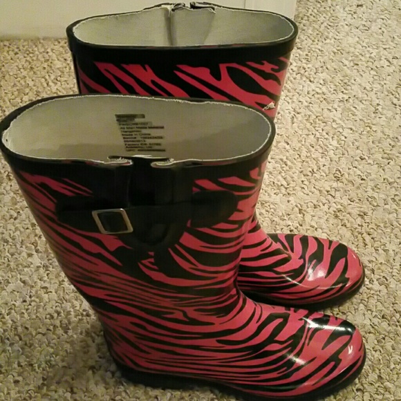 Rain boots