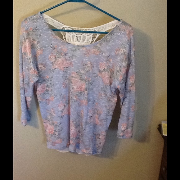 Cute top with lace