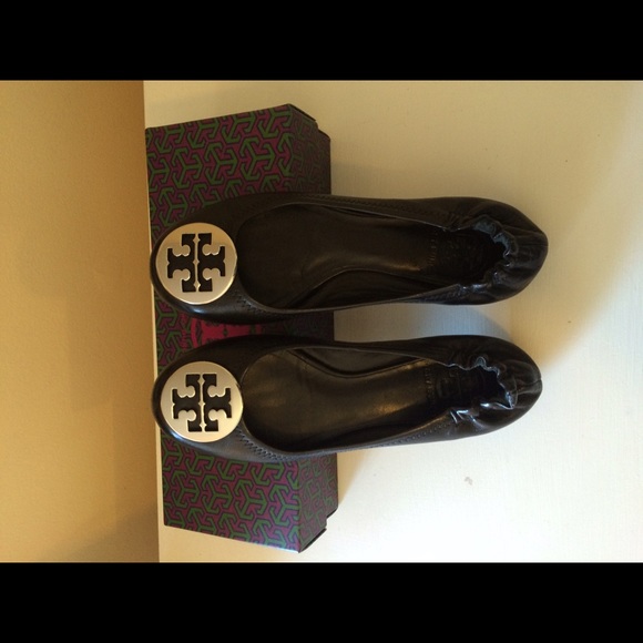 Tory Burch Reva Ballet Flats - Picture 3 of 4