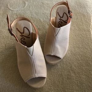 Skechers wedge sandal