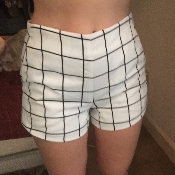 Grid/plaid high waisted shorts
