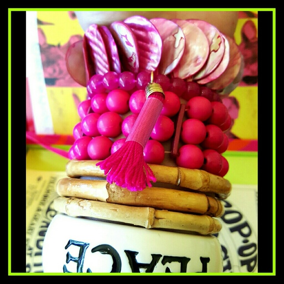 ❌❌SOLD❌❌ PINK Bracelet Lot! Tassel ,Wood ,Shells - Picture 2 of 3