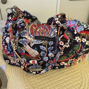 Vera Bradley large Hobo bag