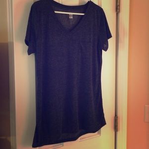 V-neck t shirt