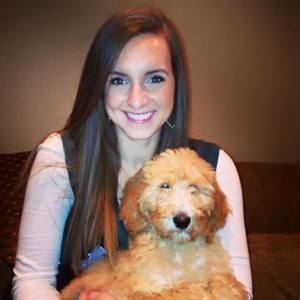 Meet your Posher, Caitlin