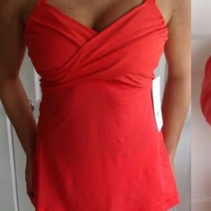 Lululemon red wrap it up workout top. EUC.