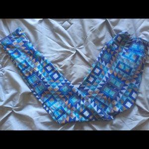 OS LuLaRoe Leggings EUC (worn once)