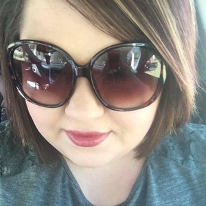 Meet your Posher, Cody