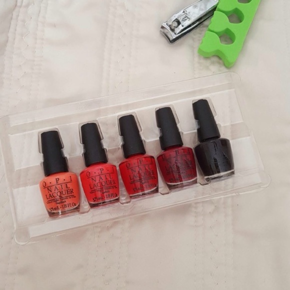 5-piece Opi nail polish set ; red, pink, orange