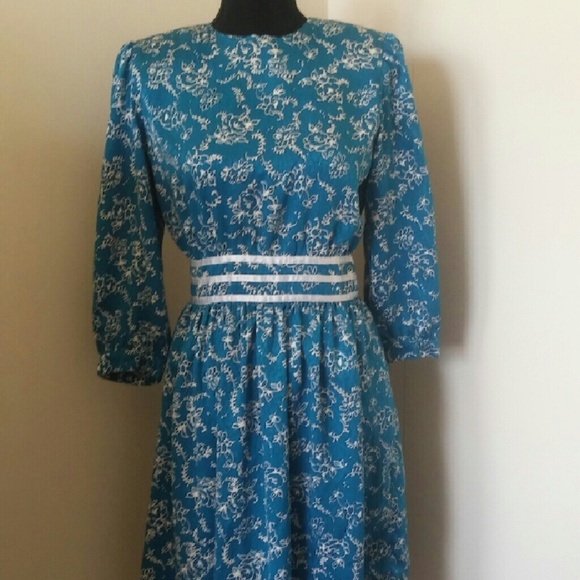 Vintage blue dress