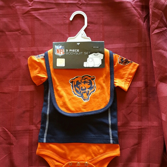 Chicago Bears NFL 3/6 month 3 piece Bodysuit - Picture 1 of 1