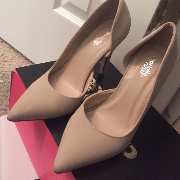 Nude pointed toe heels - Picture 2 of 4